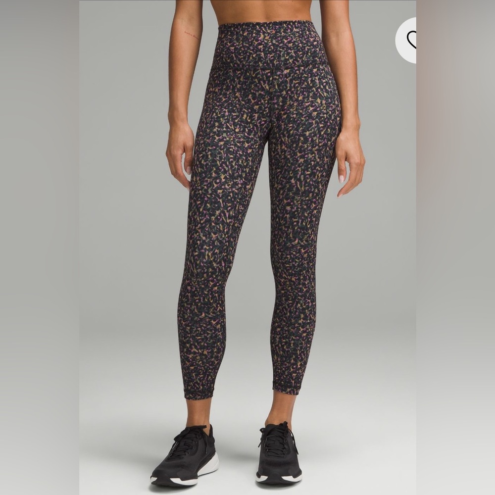 LULULEMON NWT Wunder Train High-Rise Tight 28 leggings